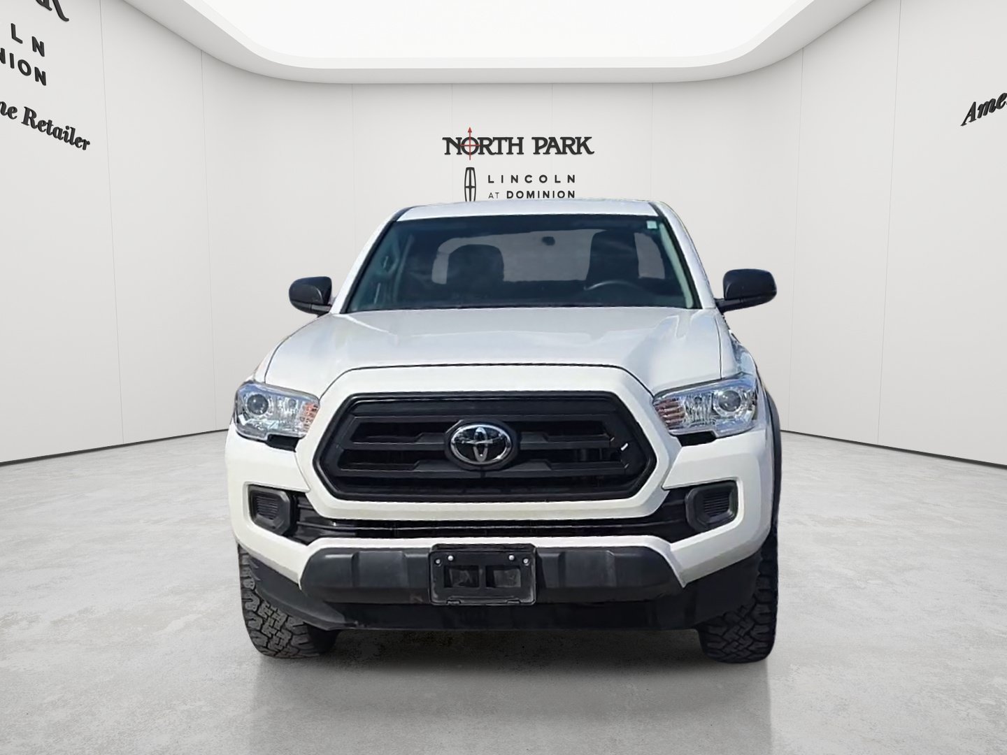 Used 2022 Toyota Tacoma SR w/ SX Package RWD image 8