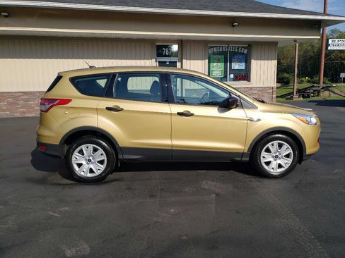 Used 2014 Ford Escape S FWD image 6