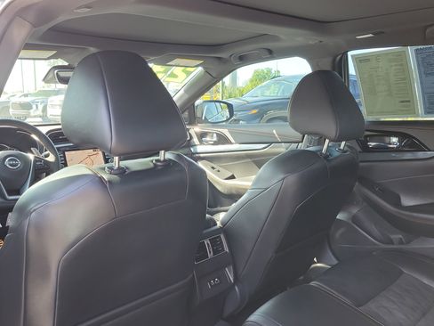 Certified 2023 Nissan Maxima SR w/ Sport Mat Group FWD image 14
