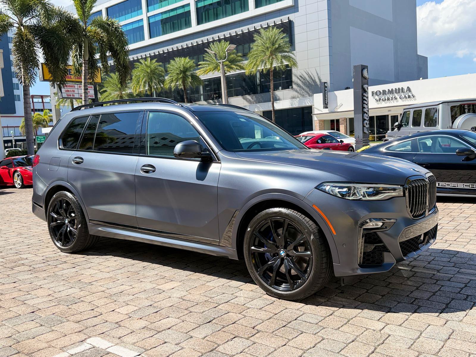 Used 2021 BMW X7 M50i AWD/4WD image 7