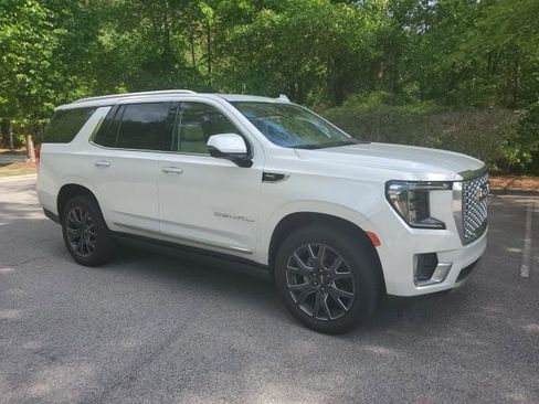 Used 2023 GMC Yukon Denali image 7