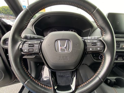Used 2025 Honda HR-V Sport image 24