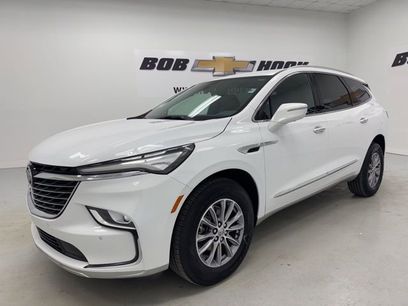 Used 2023 Buick Enclave Essence