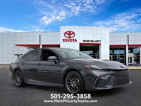 Used 2025 Toyota Camry XSE w/ Premium Plus Package FWD image 7