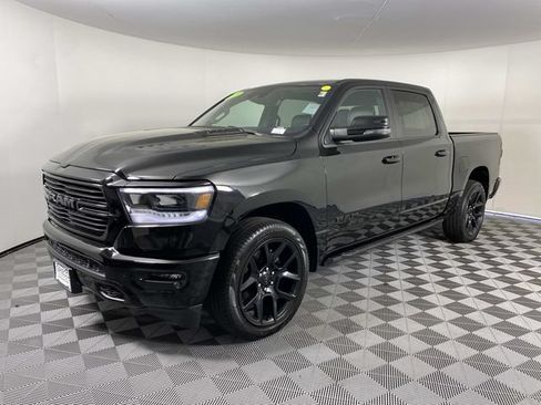 Used 2023 RAM 1500 Laramie AWD/4WD image 4