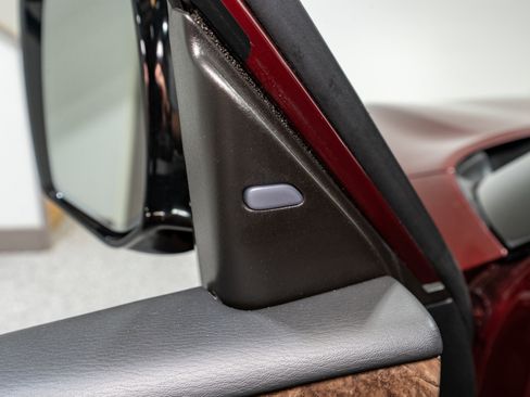 Used 2021 INFINITI QX80 Premium Select w/ Cargo Package image 13