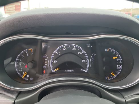 Used 2022 Jeep Grand Cherokee Limited AWD/4WD image 29