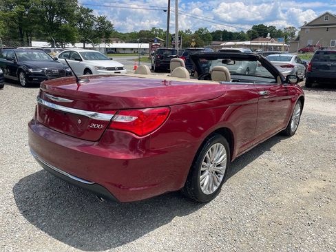 Used 2013 Chrysler 200 Limited FWD image 18