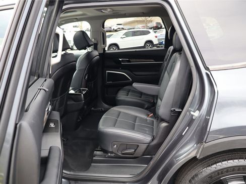 Certified 2022 Kia Telluride EX w/ EX Premium Package image 26