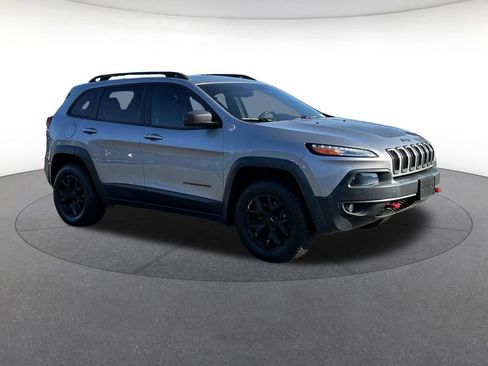 Certified 2017 Jeep Cherokee Trailhawk AWD/4WD image 8