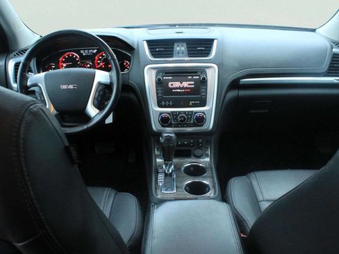 Used 2014 GMC Acadia SLT image 5