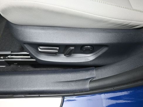 Certified 2025 Toyota Camry XLE image 8