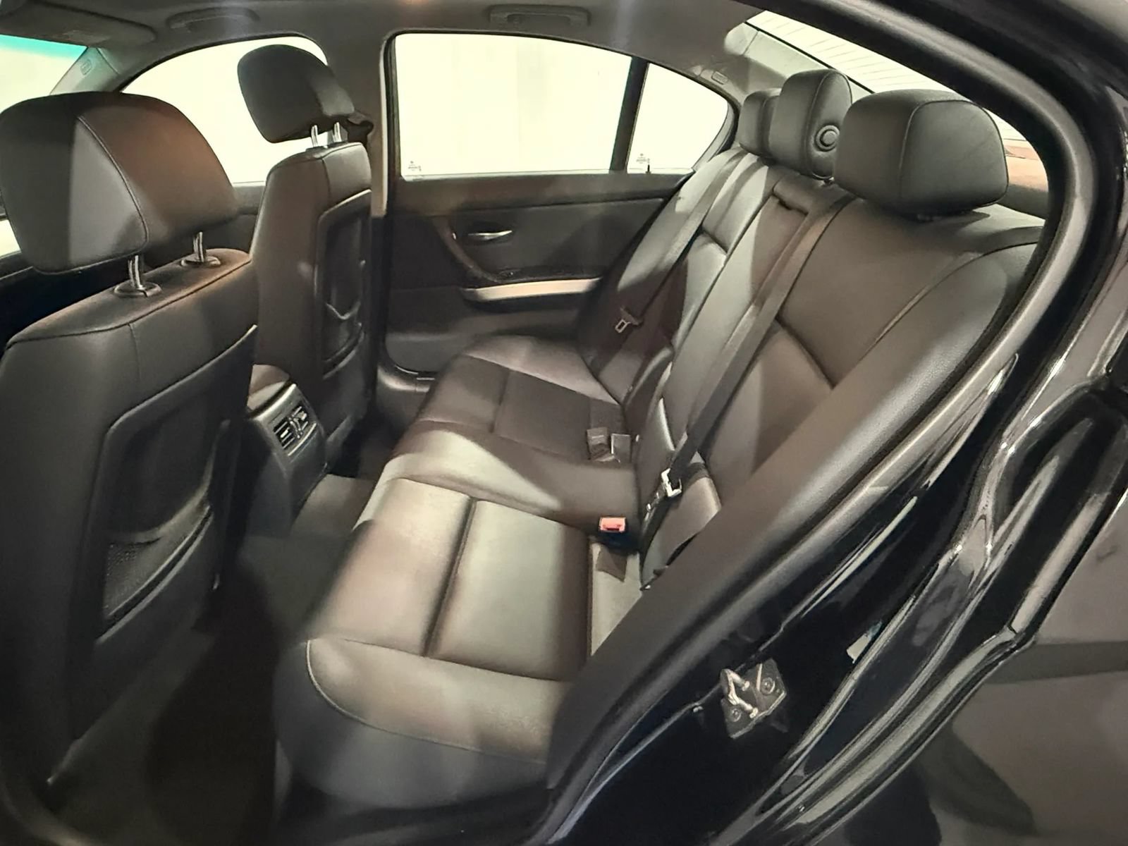 Used 2009 BMW 328i Sedan RWD image 29