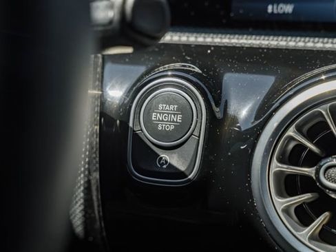 Used 2025 Mercedes-Benz CLA 250 4MATIC image 22