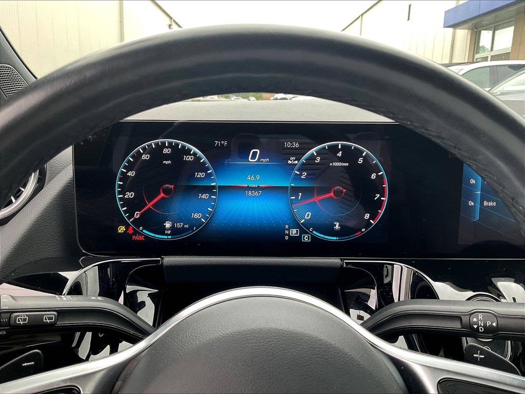 Used 2023 Mercedes-Benz GLA 250 4MATIC w/ Premium Package image 14