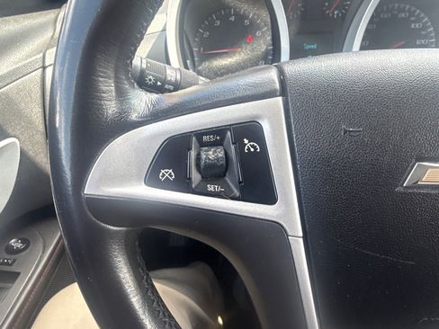 Used 2010 Chevrolet Equinox LT w/ Chrome Appearance Package AWD/4WD image 17