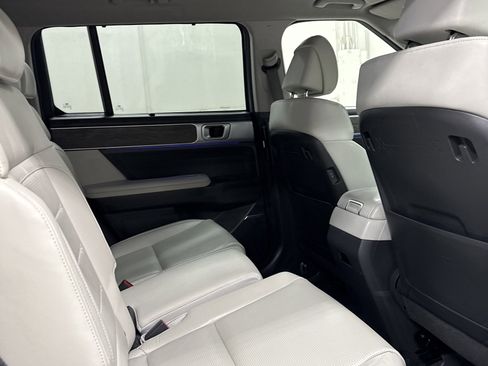 Used 2025 Hyundai Santa Fe Limited image 20