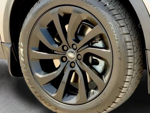 Used 2020 Land Rover Discovery Sport SE AWD/4WD image 14
