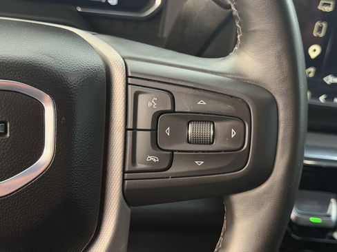 Used 2025 GMC Sierra 3500 Denali AWD/4WD image 17