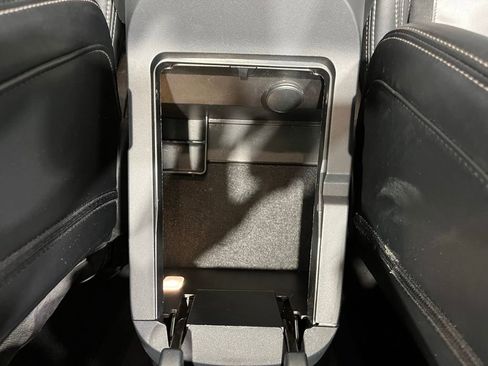 Used 2024 Ford Mustang Premium image 39