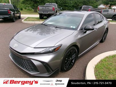 Used 2025 Toyota Camry SE w/ Multimedia Upgrade Package