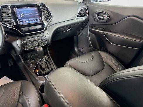 Used 2020 Jeep Cherokee Limited AWD/4WD image 23