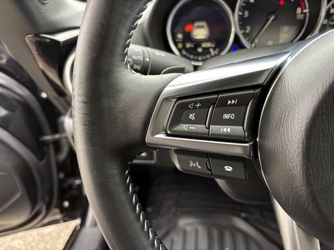 Used 2025 MAZDA MX-5 Miata RF Grand Touring image 17