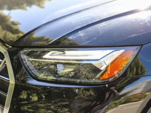 Used 2021 Audi Q5 Premium Plus image 7