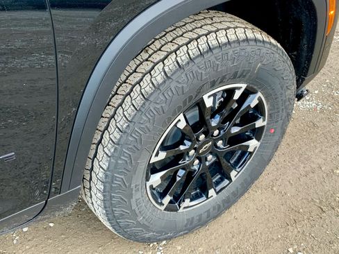 New 2026 Chevrolet Traverse Z71 w/ Enhanced Driving Package image 17