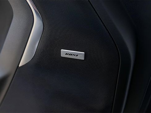 Used 2024 Chevrolet Tahoe Z71 w/ Off-Road Capability Package image 26