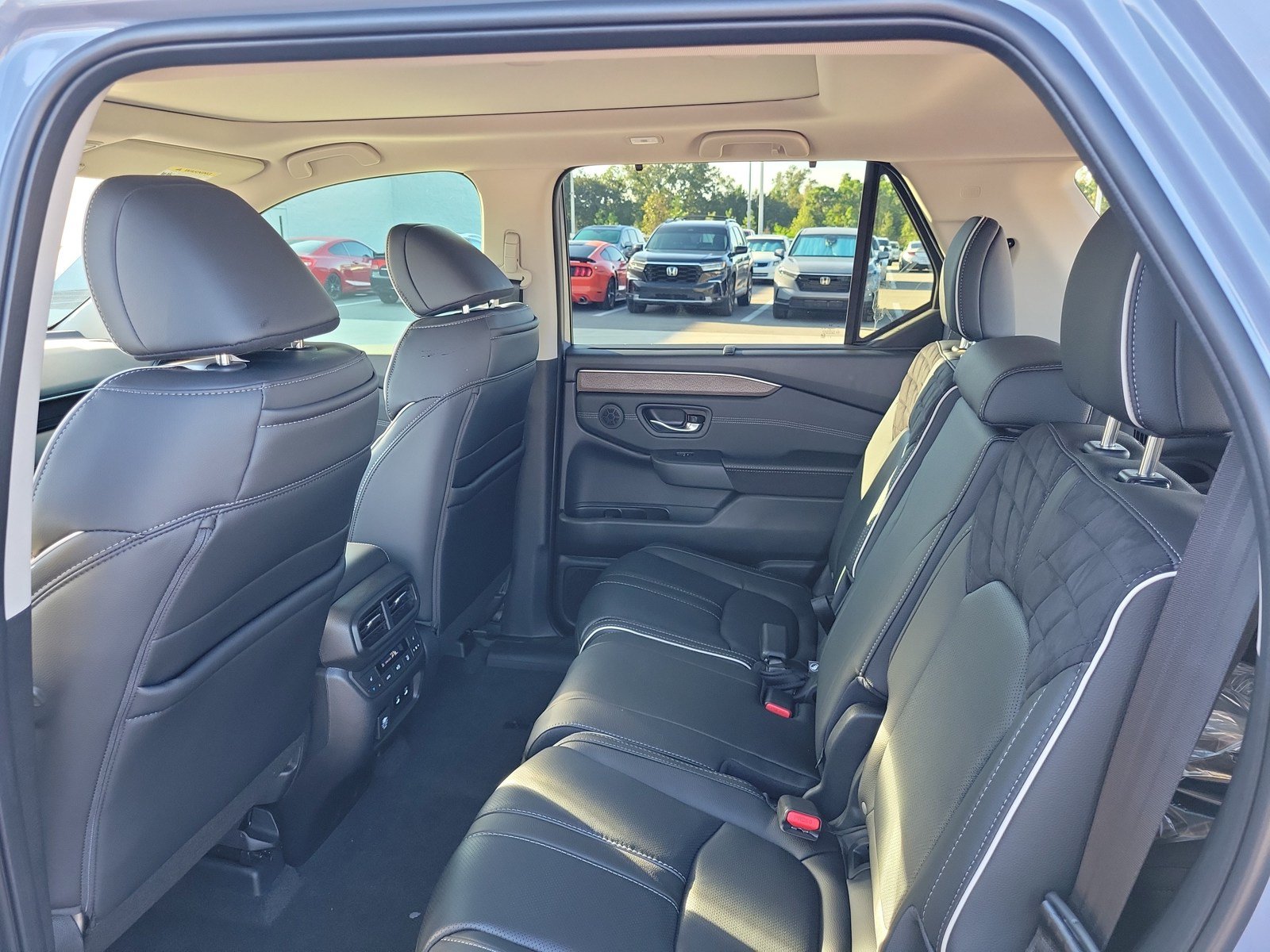 New 2026 Honda Pilot Elite image 29