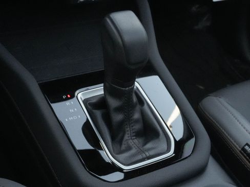 Used 2025 Subaru Forester Sport image 23