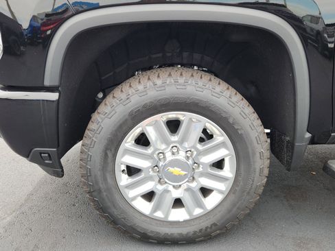 New 2025 Chevrolet Silverado 2500 High Country w/ Technology Package image 4