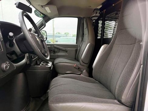 Used 2024 Chevrolet Express 2500 w/ Driver Convenience Package RWD image 16