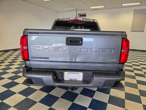 Used 2021 Chevrolet Colorado LT w/ Redline Special Edition RWD image 6