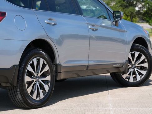 Used 2015 Subaru Outback 2.5i Limited AWD/4WD image 23