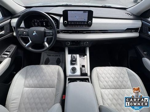 Used 2024 Mitsubishi Outlander SEL AWD/4WD image 19