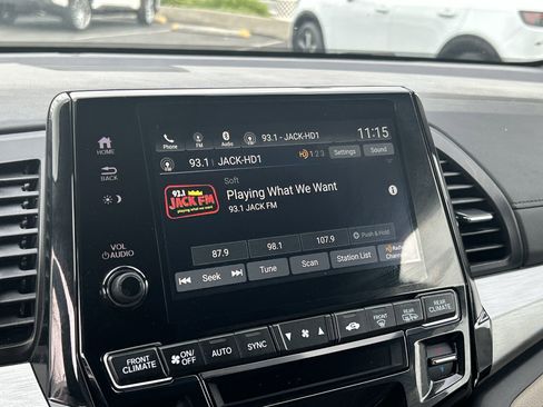 Certified 2023 Honda Odyssey EX image 12