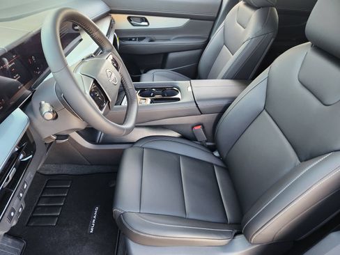 Used 2025 Nissan Murano SL AWD/4WD image 10