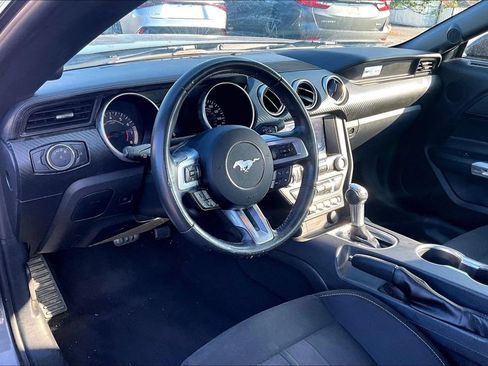 Used 2022 Ford Mustang Coupe w/ Equipment Group 101A RWD image 5