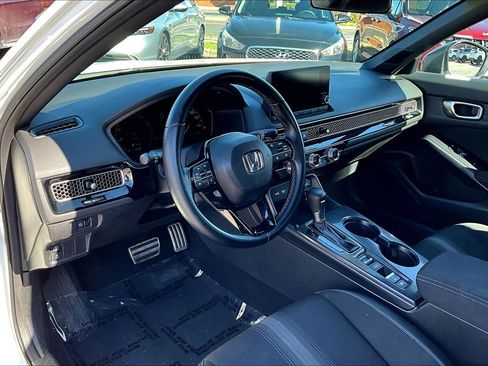 Used 2023 Honda Civic Sport image 13