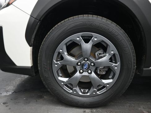 Used 2022 Subaru Crosstrek 2.5i Sport w/ Moonroof Package image 49