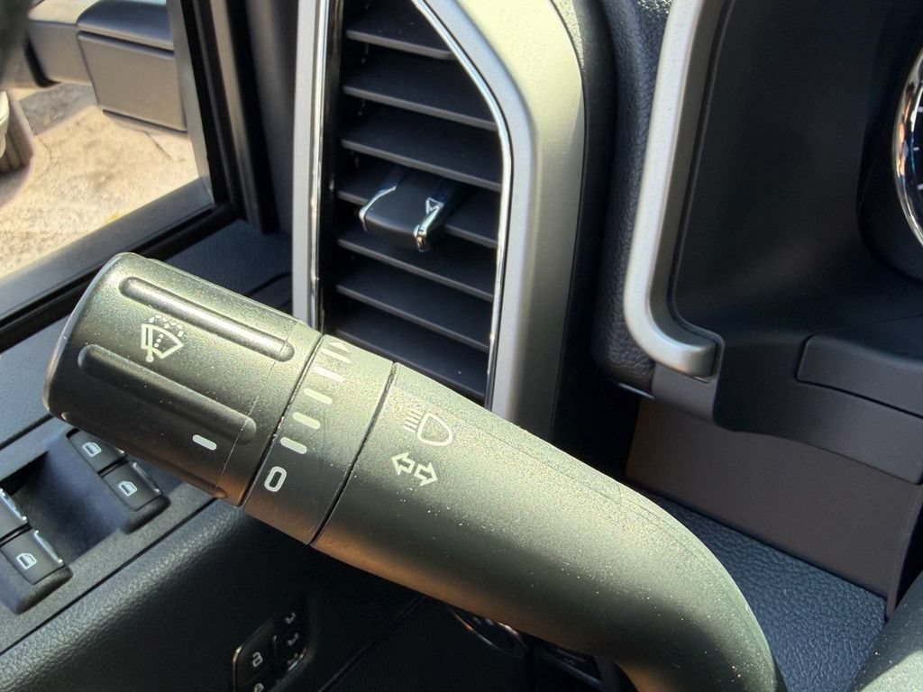 Used 2022 Ford F250 Lariat AWD/4WD image 33