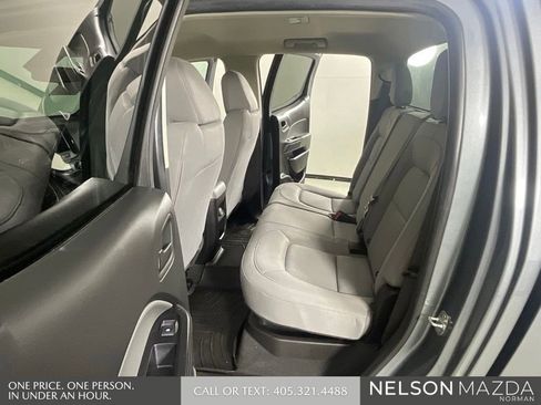 Used 2019 Chevrolet Colorado W/T w/ WT Convenience Package RWD image 12