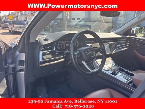 Used 2022 Audi Q8 Premium Plus w/ Premium Plus Package image 29