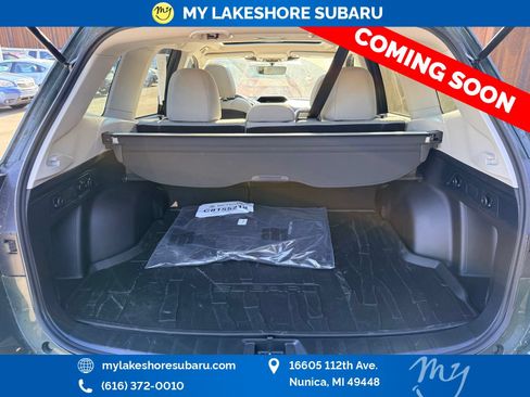 Used 2024 Subaru Forester Premium AWD/4WD image 13