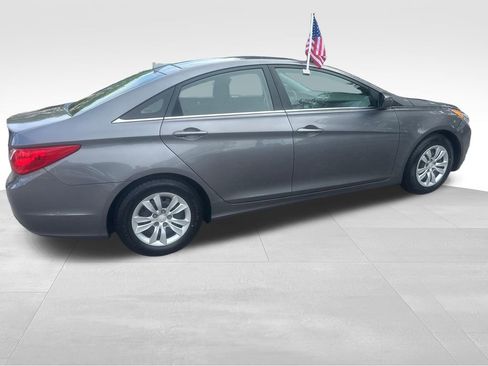 Used 2011 Hyundai Sonata GLS FWD image 25