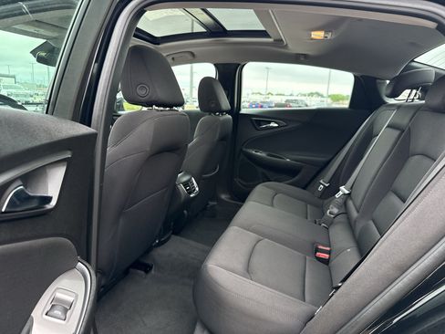 Certified 2024 Chevrolet Malibu LT FWD image 30