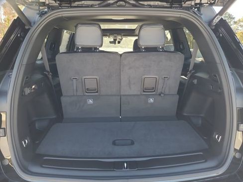 New 2025 Jeep Grand Cherokee L Limited w/ Black Appearance Package image 16