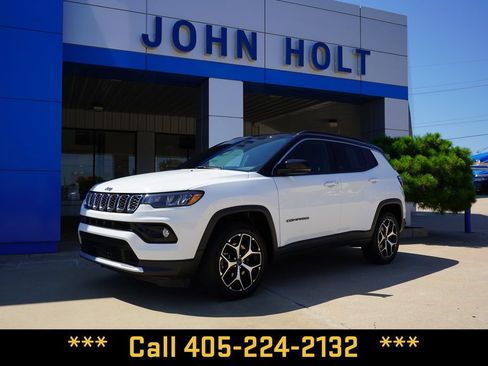 Used 2025 Jeep Compass Limited AWD/4WD image 1